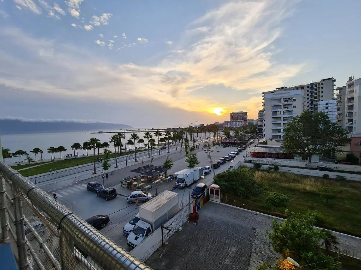 Seascape Apartments Vlorë 0*,