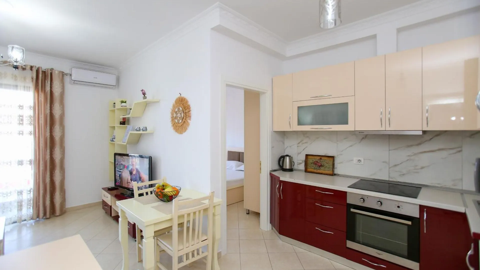 Seascape Apartments Vlore 0*,