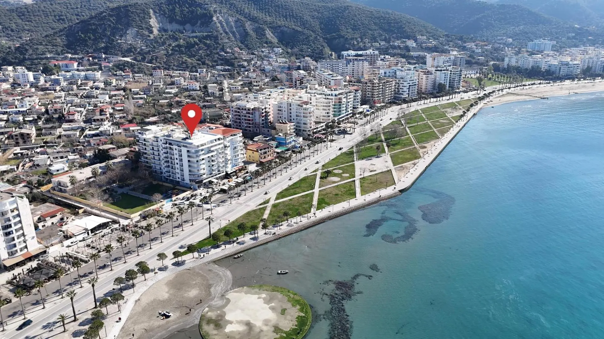Seascape Apartments Vlorë 0*,