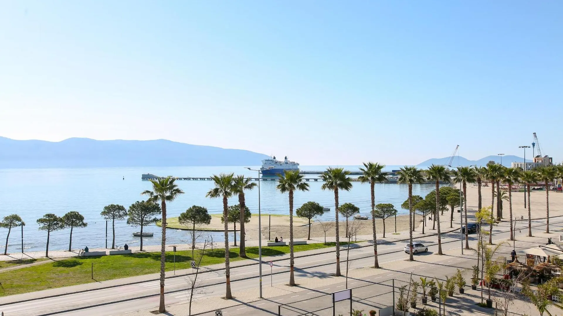 Seascape Apartments Vlore location